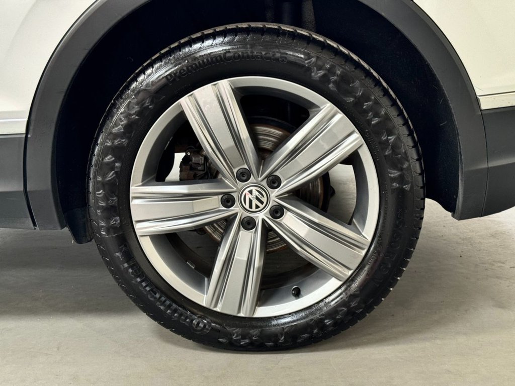 USED 2019 19 VOLKSWAGEN TIGUAN 2.0 SEL TDI 4MOTION DSG 5d 148 BHP 19" ALLOYS+PAN ROOF+F/R SENSOR