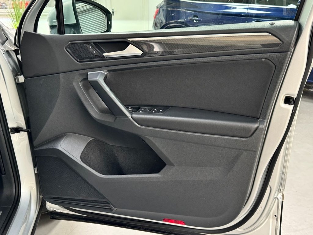 USED 2019 19 VOLKSWAGEN TIGUAN 2.0 SEL TDI 4MOTION DSG 5d 148 BHP 19" ALLOYS+PAN ROOF+F/R SENSOR