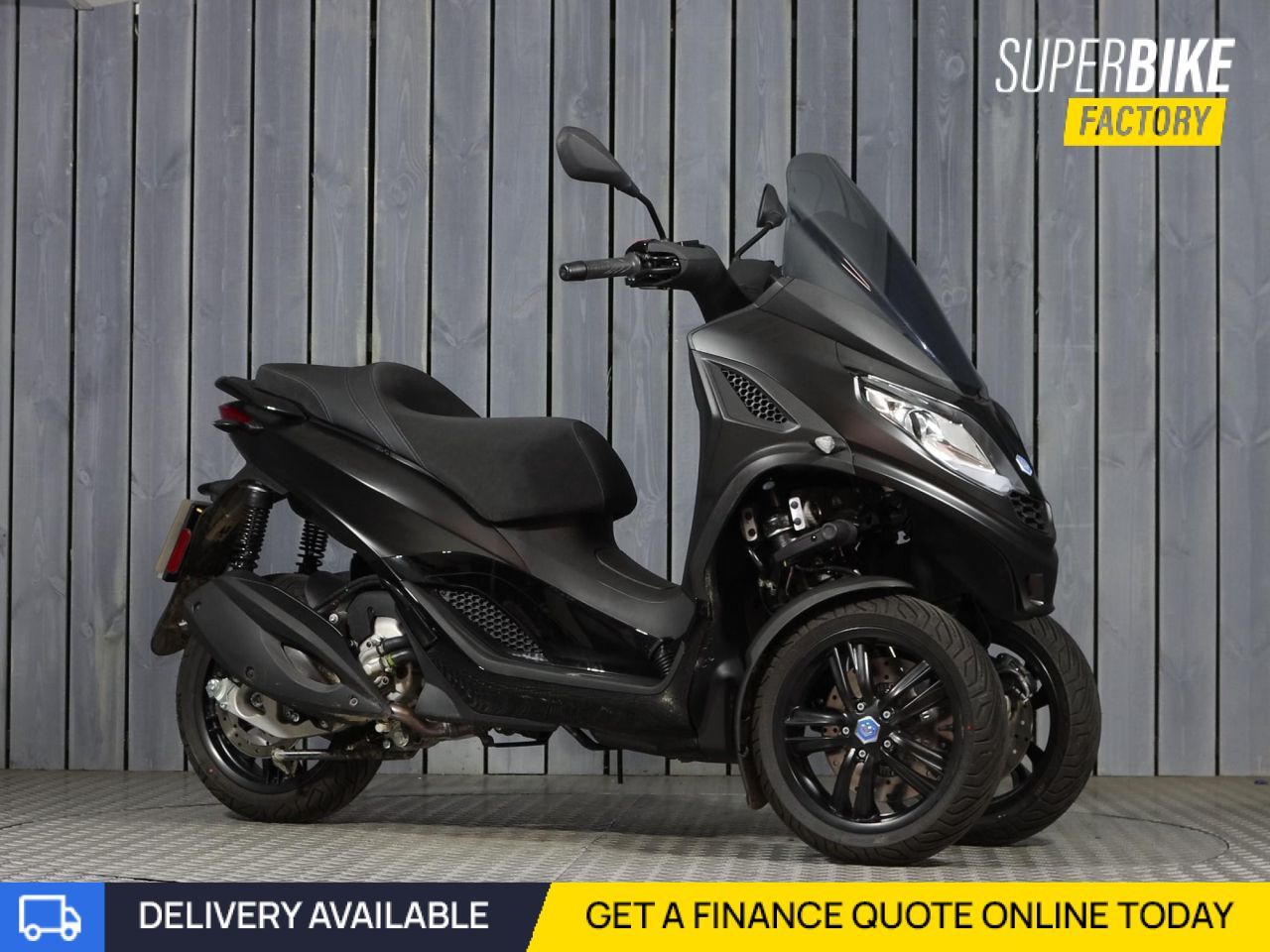 Scooter Piaggio Mp3 Hpe 300 2024 PIAGGIO MP3 BLACK With 214 Miles