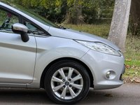 USED 2010 10 FORD FIESTA 1.2 ZETEC 5d 81 BHP 