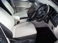 USED 2018 68 VOLKSWAGEN TIGUAN 2.0 SE NAVIGATION TDI 5d 148 BHP FSH SAT NAV CRUISE PARK SENSORS