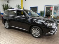 USED 2020 20 MITSUBISHI OUTLANDER 2.4 PHEV EXCEED SAFETY 5d 222 BHP SAT NAV HEATED LEATHER REAR VIEW CAMERA PARKING SENSORS 1 OWNER SERVICE LOW MILES