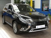 USED 2020 20 MITSUBISHI OUTLANDER 2.4 PHEV EXCEED SAFETY 5d 222 BHP SAT NAV HEATED LEATHER REAR VIEW CAMERA PARKING SENSORS 1 OWNER SERVICE LOW MILES