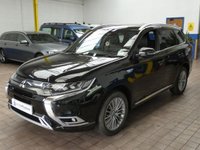 USED 2020 20 MITSUBISHI OUTLANDER 2.4 PHEV EXCEED SAFETY 5d 222 BHP SAT NAV HEATED LEATHER REAR VIEW CAMERA PARKING SENSORS 1 OWNER SERVICE LOW MILES