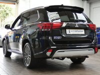 USED 2020 20 MITSUBISHI OUTLANDER 2.4 PHEV EXCEED SAFETY 5d 222 BHP SAT NAV HEATED LEATHER REAR VIEW CAMERA PARKING SENSORS 1 OWNER SERVICE LOW MILES