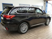 USED 2020 20 MITSUBISHI OUTLANDER 2.4 PHEV EXCEED SAFETY 5d 222 BHP SAT NAV HEATED LEATHER REAR VIEW CAMERA PARKING SENSORS 1 OWNER SERVICE LOW MILES
