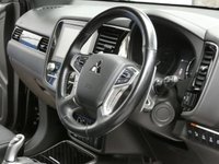 USED 2020 20 MITSUBISHI OUTLANDER 2.4 PHEV EXCEED SAFETY 5d 222 BHP SAT NAV HEATED LEATHER REAR VIEW CAMERA PARKING SENSORS 1 OWNER SERVICE LOW MILES