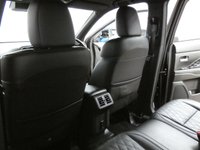 USED 2020 20 MITSUBISHI OUTLANDER 2.4 PHEV EXCEED SAFETY 5d 222 BHP SAT NAV HEATED LEATHER REAR VIEW CAMERA PARKING SENSORS 1 OWNER SERVICE LOW MILES