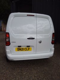 USED 2021 21 VAUXHALL COMBO 1.5 L1H1 2300 SPORTIVE 101 BHP 