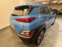 USED 2022 22 HYUNDAI KONA 1.6 GDI SE CONNECT 5d 140 BHP Hybrid Electric. Huge Spec