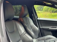 USED 2015 15 VOLVO XC60 2.0 D4 R-DESIGN LUX NAV 5d 178 BHP 