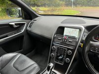 USED 2015 15 VOLVO XC60 2.0 D4 R-DESIGN LUX NAV 5d 178 BHP 