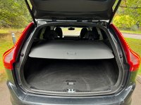 USED 2015 15 VOLVO XC60 2.0 D4 R-DESIGN LUX NAV 5d 178 BHP 