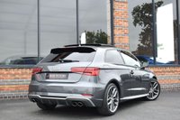 USED 2017 66 AUDI S3 2.0 S3 QUATTRO 3d 306 BHP PAN ROOF / SS SEATS / MATRIX