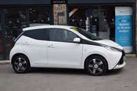 USED 2017 67 TOYOTA AYGO 1.0 VVT-I X-CLUSIV 3 X-SHIFT 5d 69 BHP FSH-RCAM-DAB-LEATHER-AUTO