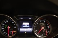 USED 2018 18 MERCEDES-BENZ A-CLASS 1.6 A 200 AMG LINE PREMIUM 5d 154 BHP ONLY 8700 MILES FROM NEW WITH ONLY 1 PREVIOUS  OWNER AND TWO KEYS