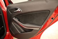 USED 2018 18 MERCEDES-BENZ A-CLASS 1.6 A 200 AMG LINE PREMIUM 5d 154 BHP ONLY 8700 MILES FROM NEW WITH ONLY 1 PREVIOUS  OWNER AND TWO KEYS