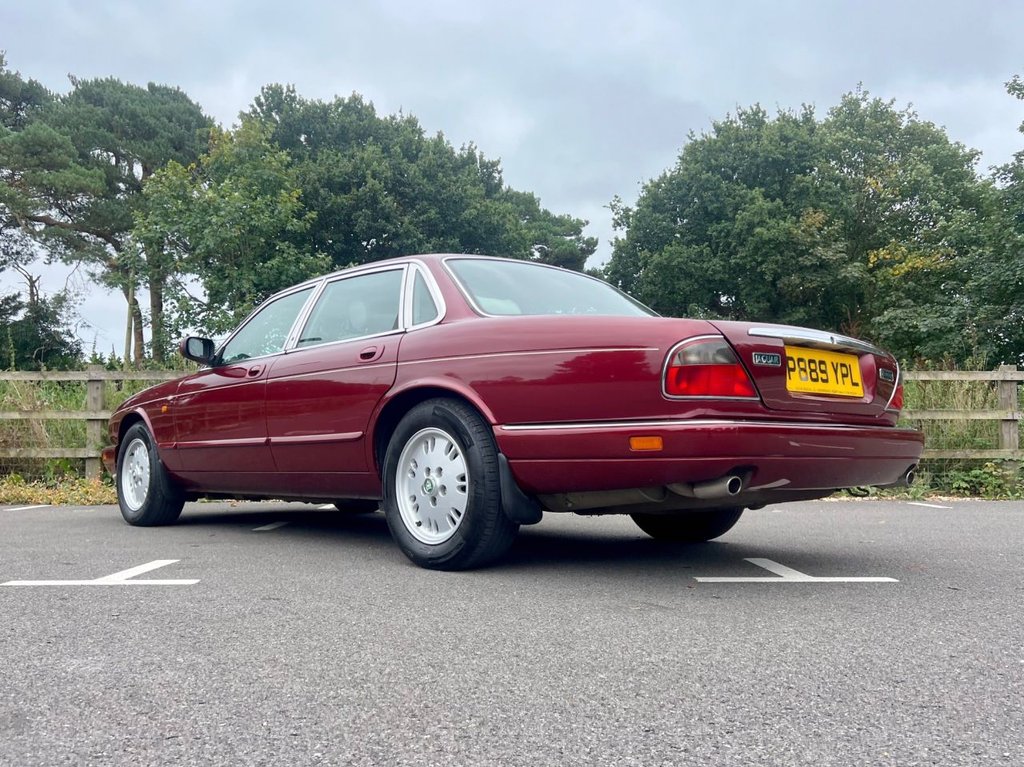 USED 1996 P JAGUAR XJ SOVEREIGN // 4d // 3200 216 BHP // px swap 
