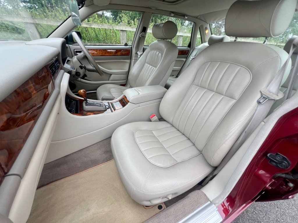 USED 1996 P JAGUAR XJ SOVEREIGN // 4d // 3200 216 BHP // px swap 