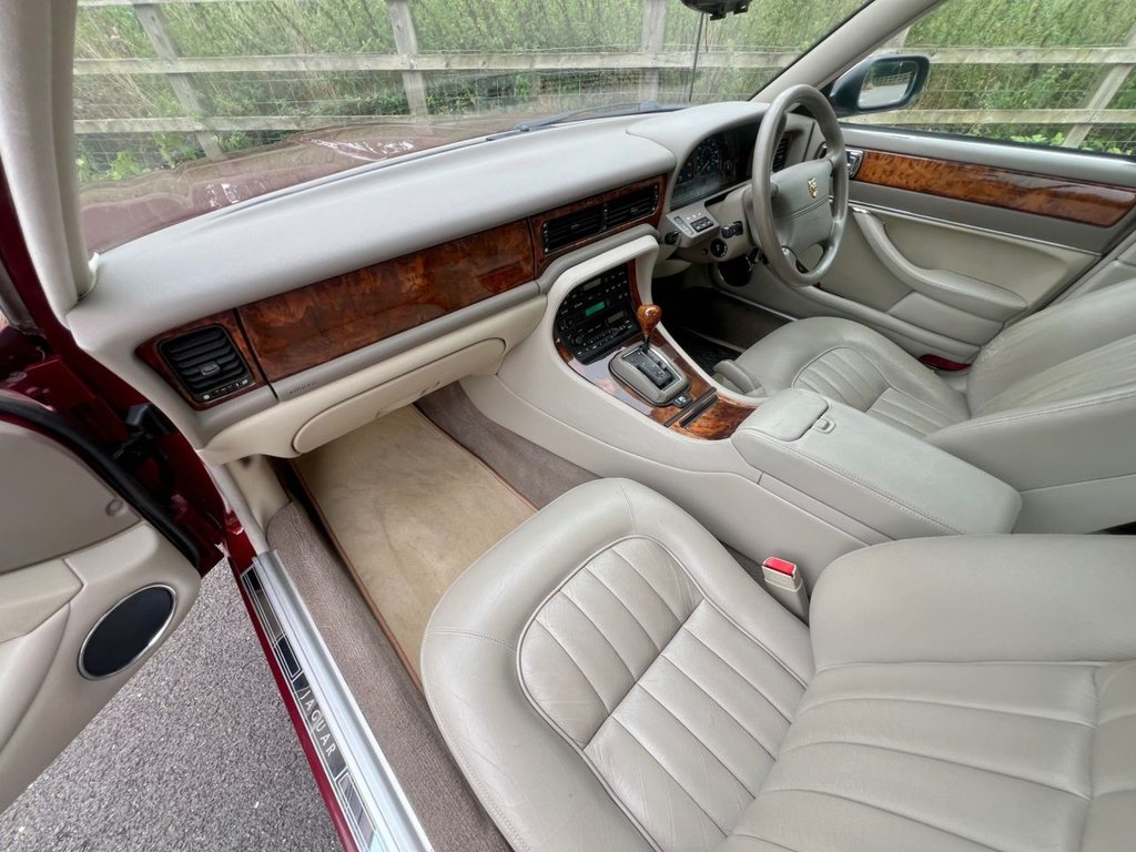 USED 1996 P JAGUAR XJ SOVEREIGN // 4d // 3200 216 BHP // px swap 