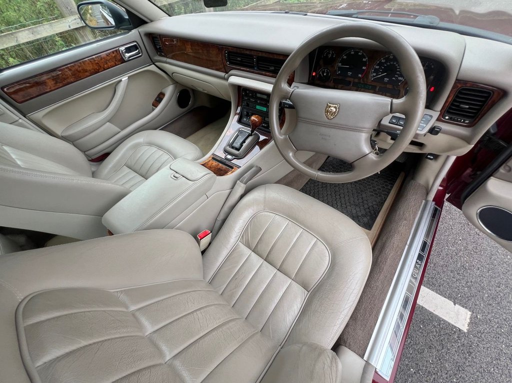 USED 1996 P JAGUAR XJ SOVEREIGN // 4d // 3200 216 BHP // px swap 