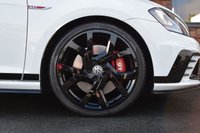 USED 2017 G VOLKSWAGEN GOLF 2.0 GTI CLUBSPORT EDITION 40 DSG 3d 261 BHP DCC / LEATHER / DYNAUDIO