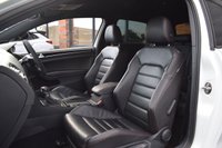 USED 2017 G VOLKSWAGEN GOLF 2.0 GTI CLUBSPORT EDITION 40 DSG 3d 261 BHP DCC / LEATHER / DYNAUDIO
