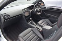 USED 2017 G VOLKSWAGEN GOLF 2.0 GTI CLUBSPORT EDITION 40 DSG 3d 261 BHP DCC / LEATHER / DYNAUDIO
