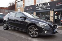 USED 2015 65 VOLVO V40 2.0 D2 CROSS COUNTRY LUX 5d 118 BHP We At Radley Motor Company, Are Proud  To Offer You This 2015 (65) Volvo V40 Cross Country 2.0 D2 Lux Euro 6 (s/s) 5dr Having Covered 129000 miles.