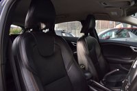 USED 2015 65 VOLVO V40 2.0 D2 CROSS COUNTRY LUX 5d 118 BHP We At Radley Motor Company, Are Proud  To Offer You This 2015 (65) Volvo V40 Cross Country 2.0 D2 Lux Euro 6 (s/s) 5dr Having Covered 129000 miles.