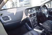 USED 2015 65 VOLVO V40 2.0 D2 CROSS COUNTRY LUX 5d 118 BHP We At Radley Motor Company, Are Proud  To Offer You This 2015 (65) Volvo V40 Cross Country 2.0 D2 Lux Euro 6 (s/s) 5dr Having Covered 129000 miles.
