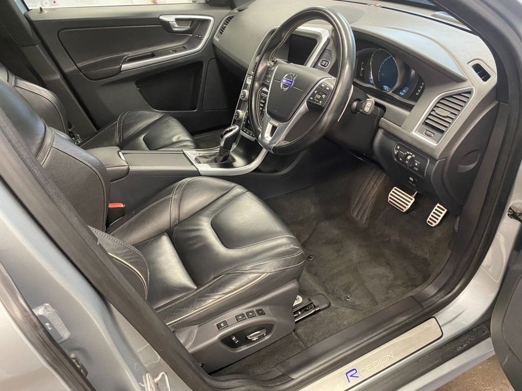 USED 2014 64 VOLVO XC60 2.4 D4 R-DESIGN LUX NAV AWD 5d 178 BHP GREAT SPECIFICATION R DESIGN XC60