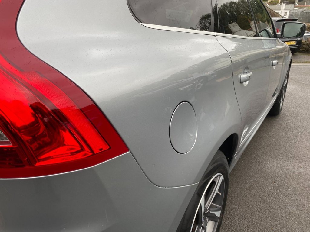 USED 2014 64 VOLVO XC60 2.4 D4 R-DESIGN LUX NAV AWD 5d 178 BHP GREAT SPECIFICATION R DESIGN XC60