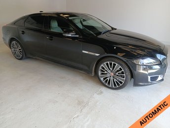 2017 JAGUAR XJ