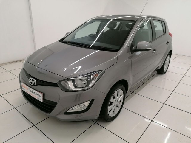 2014 HYUNDAI I20 - Photo 3