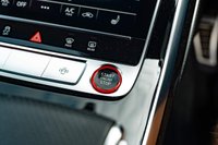 USED 2022 71 AUDI Q8 4.0L SQ8 TFSI QUATTRO BLACK EDITION 5d AUTO 501 BHP Pearl Paint | Trailer Assist