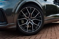 USED 2022 71 AUDI Q8 4.0L SQ8 TFSI QUATTRO BLACK EDITION 5d AUTO 501 BHP Pearl Paint | Trailer Assist