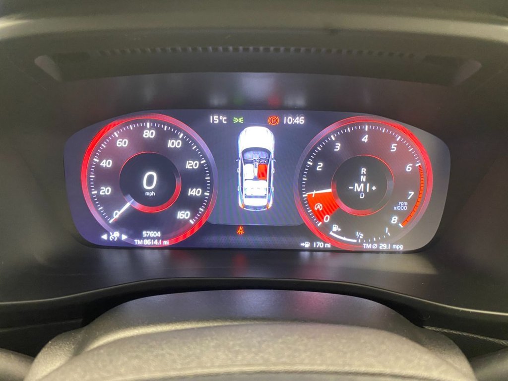 USED 2018 18 VOLVO XC40 2.0 T5 FIRST EDITION AWD 5d 247 BHP FIRST EDITION FULL HISTORY