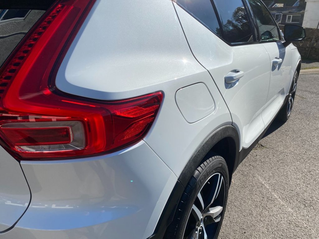 USED 2018 18 VOLVO XC40 2.0 T5 FIRST EDITION AWD 5d 247 BHP FIRST EDITION FULL HISTORY