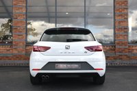 USED 2017 67 SEAT LEON 2.0 TDI FR TITANIUM TECHNOLOGY 3d 148 BHP APPLE CARPLAY / SAT NAV / FSH