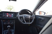 USED 2017 67 SEAT LEON 2.0 TDI FR TITANIUM TECHNOLOGY 3d 148 BHP APPLE CARPLAY / SAT NAV / FSH