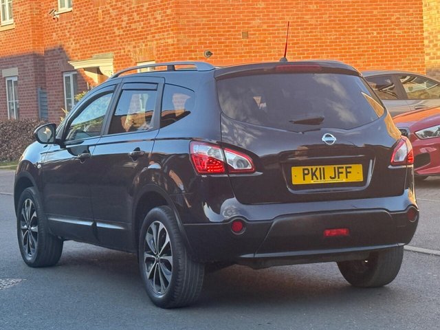 2011 Nissan Qashqai+2 - Photo 3