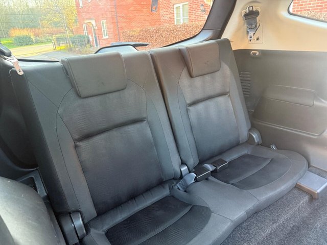 2011 Nissan Qashqai+2 - Photo 10