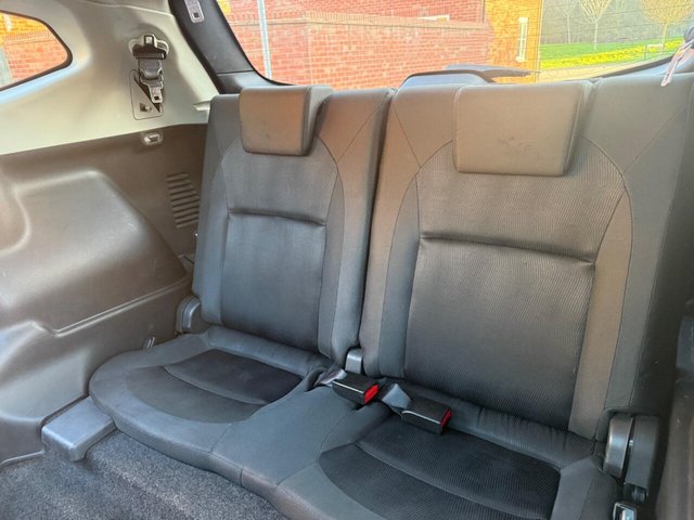 2011 Nissan Qashqai+2 - Photo 11