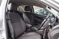 USED 2015 15 VAUXHALL INSIGNIA 2.0 TECH LINE CDTI ECOFLEX S/S 5d 138 BHP FSH-NAV-BTOOTH-RPARK-USB-AUX