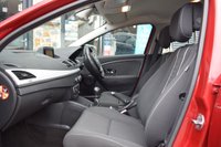 USED 2013 63 RENAULT MEGANE 1.5 DYNAMIQUE TOMTOM DCI 5d 110 BHP SH-NAV-BTOOTH-LOW MILEAGE