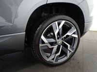 USED 2024 24 SKODA KAROQ 1.5 SPORTLINE TSI DSG 5d 148 BHP SAT NAV PAN ROOF CRUISE HEATED SEATS CAMERA