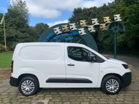 USED 2021 21 PEUGEOT PARTNER 1.5 BLUEHDI PROFESSIONAL L1 101 BHP 1.5 BLUE-HDi - 1 OWNER FROM BRAND NEW - 19,719 MILES ONLY - PANEL VAN - DOUBLE REAR DOORS - N/S SIDE SLIDING DOOR - PLY LINED REAR - BIG SAVING ON LIST PRICE WHEN NEW