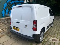 USED 2021 21 PEUGEOT PARTNER 1.5 BLUEHDI PROFESSIONAL L1 101 BHP 1.5 BLUE-HDi - 1 OWNER FROM BRAND NEW - 19,719 MILES ONLY - PANEL VAN - DOUBLE REAR DOORS - N/S SIDE SLIDING DOOR - PLY LINED REAR - BIG SAVING ON LIST PRICE WHEN NEW