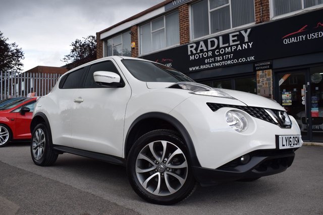 2016 16 Nissan Juke 1.6 TEKNA XTRONIC 5d 117 BHP